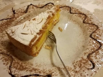 Torta della nonna